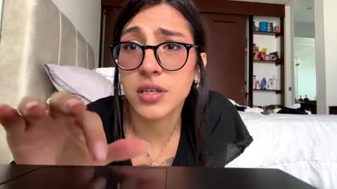 Snapshot of cutiepiemiu chatting on December 23, 6:27 pm cutiepiemiu - online show from December 23, 6:27 pm