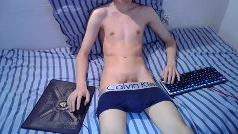 Snapshot of cutotorry chatting on January 10, 5:05 am torry online show from January 10, 5:05 am