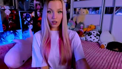 Snapshot of cuttie_ponyy chatting on December 29, 9:30 pm Nora online show from December 29, 9:30 pm