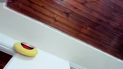 Snapshot of cuty_sexy_hotxx chatting on June 23, 11:41 am LIZETH online show from June 23, 11:41 am