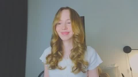 Snapshot of cuute_angell chatting on June 21, 5:04 pm Virginia See you on Sunday online show from June 21, 5:04 pm