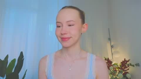 Snapshot of cuute_angell chatting on July 8, 5:06 pm Virginia See you on Sunday online show from July 8, 5:06 pm
