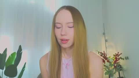 Snapshot of cuute_angell chatting on July 12, 5:04 pm Virginia See you on Sunday online show from July 12, 5:04 pm
