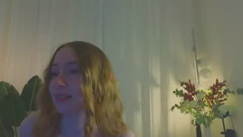 Snapshot of cuute_angell chatting on July 28, 8:52 pm Virginia See you on Sunday online show from July 28, 8:52 pm