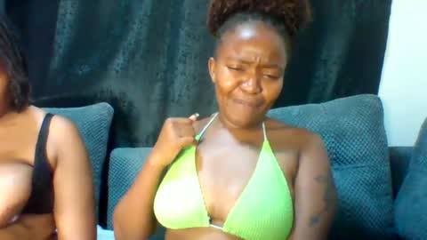 cuvy_babe online show from July 4, 11:11 pm