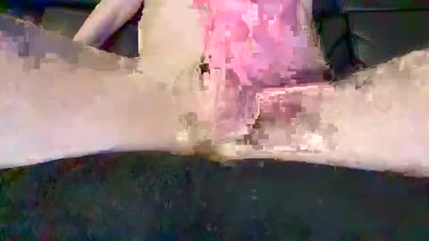 Snapshot of cwaddle chatting on December 27, 5:26 pm cwaddle online show from December 27, 5:26 pm