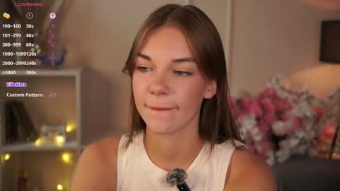 Cwen online show from September 21, 7:26 pm