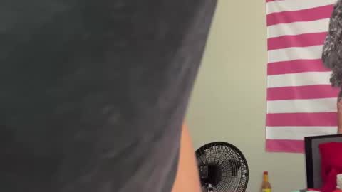 Snapshot of cy6er5lutt chatting on December 17, 6:14 pm nycki online show from December 17, 6:14 pm