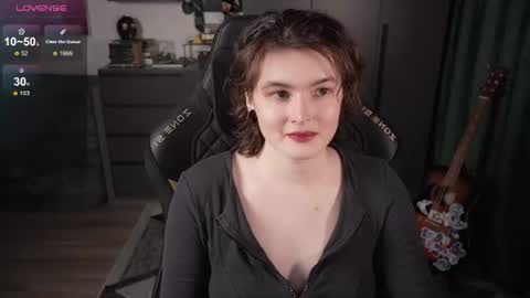Helen Blossom online show from July 17, 8:14 pm