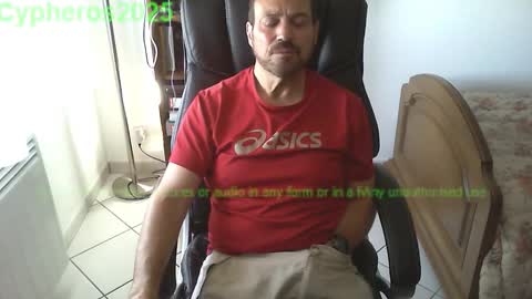 Snapshot of cypheros2025 chatting on October 2, 9:27 am Chris online show from October 2, 9:27 am