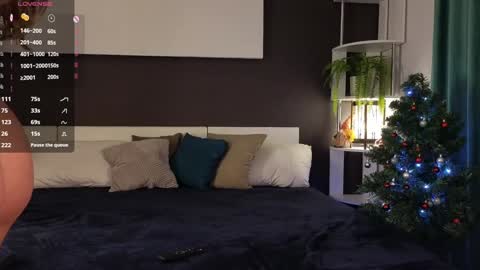 Isabella online show from January 4, 7:13 am