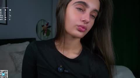 Isabella online show from February 2, 1:04 am