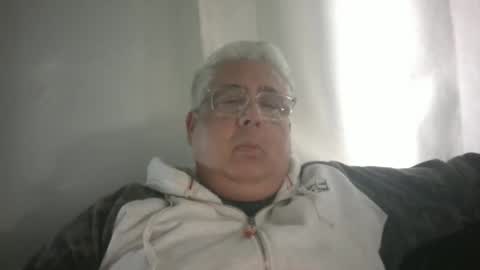 Snapshot of czar1974 chatting on February 2, 10:30 pm czar1974 online show from February 2, 10:30 pm