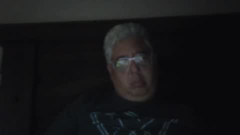 Snapshot of czar1974 chatting on March 22, 6:17 am czar1974 online show from March 22, 6:17 am