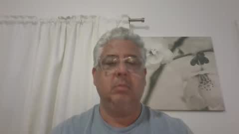 Snapshot of czar1974 chatting on March 27, 1:33 am czar1974 online show from March 27, 1:33 am