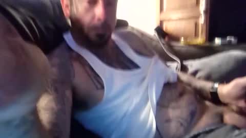 Snapshot of d0pedik chatting on October 19, 8:31 pm d0pedik online show from October 19, 8:31 pm