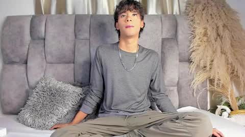 Snapshot of d3rke_666 chatting on November 5, 4:12 am Darked online show from November 5, 4:12 am