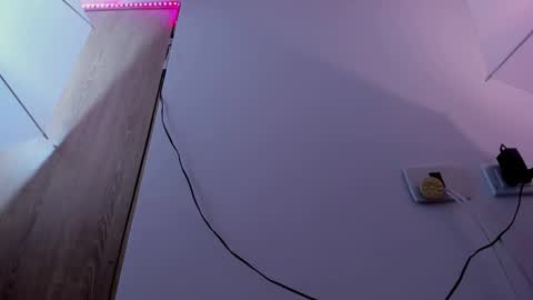 Snapshot of d___darling chatting on December 26, 8:18 am darling online show from December 26, 8:18 am