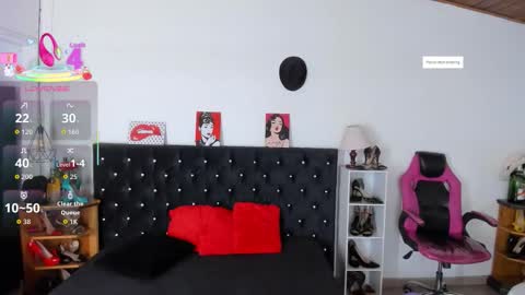 Mia  online show from December 3, 12:25 pm