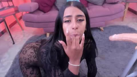 Snapshot of daaniela_moon chatting on November 19, 12:16 pm Daniela online show from November 19, 12:16 pm