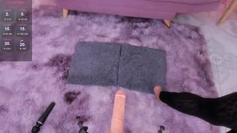 Snapshot of daaniela_moon chatting on November 30, 12:09 pm Daniela online show from November 30, 12:09 pm