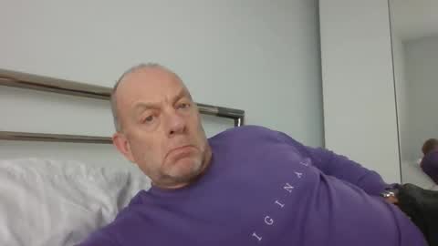 Snapshot of dab2912 chatting on February 15, 3:53 pm dab2912 online show from February 15, 3:53 pm