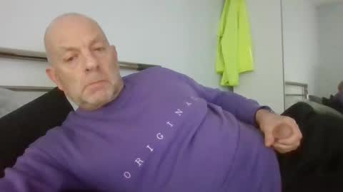 Snapshot of dab2912 chatting on March 6, 4:36 pm dab2912 online show from March 6, 4:36 pm