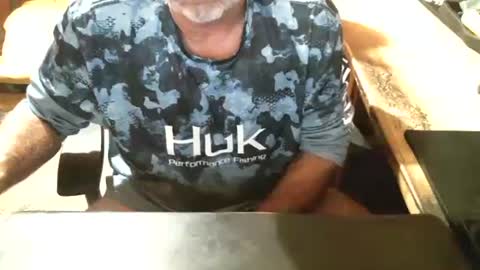 Snapshot of dabaatendae chatting on November 16, 1:33 am dabaatendae online show from November 16, 1:33 am