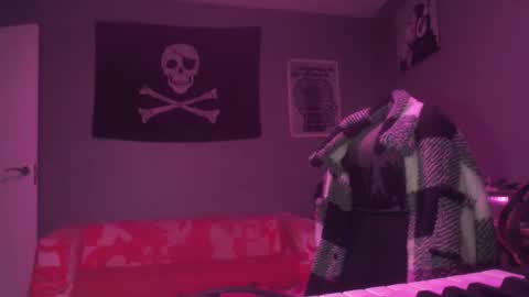 Destroyer online show from October 16, 6:31 pm