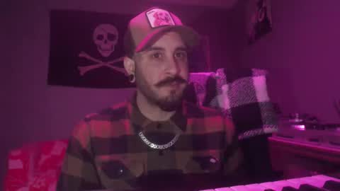 Snapshot of dabirdfree chatting on February 6, 3:00 am Destroyer online show from February 6, 3:00 am