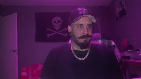 Snapshot of dabirdfree chatting on March 21, 4:17 am Destroyer online show from March 21, 4:17 am