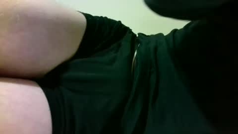 Snapshot of daboy_t chatting on May 8, 6:24 pm Daboy-t online show from May 8, 6:24 pm