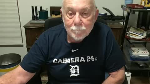 Snapshot of dack47 chatting on December 8, 8:20 am dack47 online show from December 8, 8:20 am