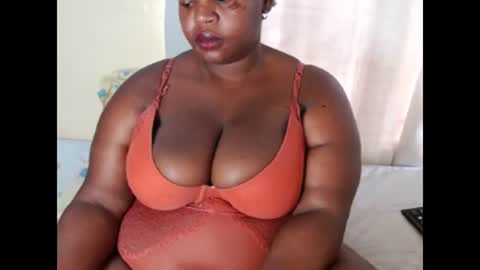 dackchoc21 online show from November 18, 9:25 am