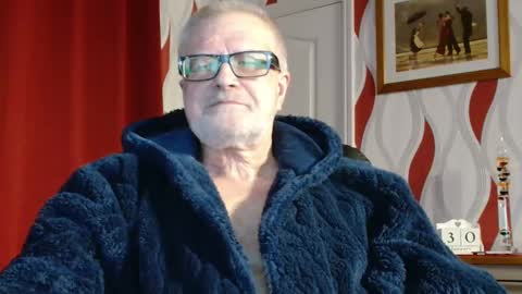 Brian ... online show from January 30, 8:53 pm