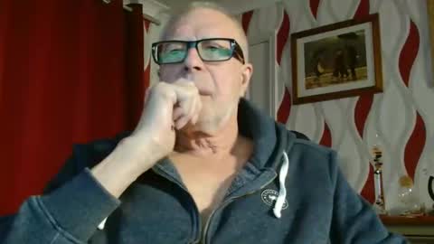 Brian ... online show from November 12, 9:03 pm