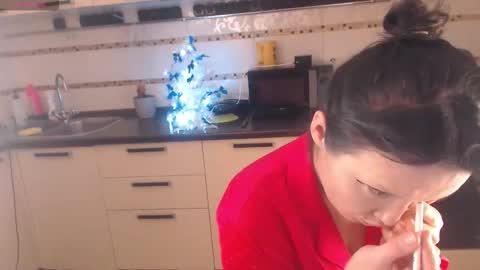 Snapshot of daddy_moongirl chatting on December 17, 2:28 am daddy moongirl online show from December 17, 2:28 am