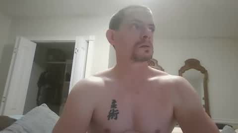 Snapshot of daddy_smallz chatting on December 21, 1:46 am XChampX online show from December 21, 1:46 am