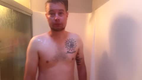 Snapshot of daddycam33 chatting on October 13, 1:55 pm DaddyCam33 online show from October 13, 1:55 pm