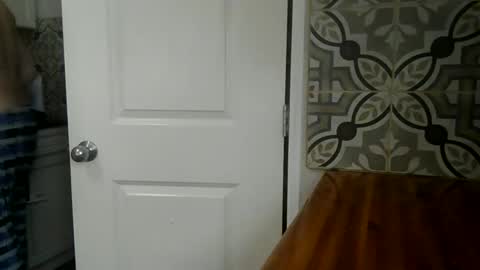 daddydik862517 online show from December 4, 6:27 pm