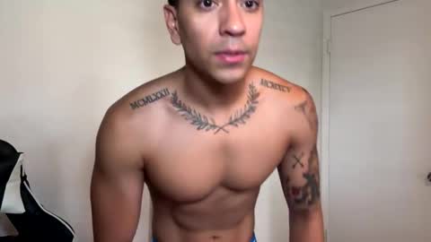daddyfit95 online show from May 18, 4:57 pm