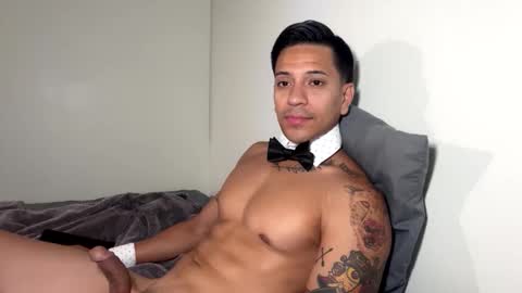 daddyfit95 online show from June 4, 4:51 am