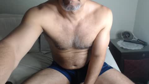 Snapshot of daddyhot_alejandro chatting on February 22, 11:57 am Daddyhot Alejandro online show from February 22, 11:57 am