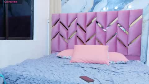 Snapshot of daddyissuesss_ chatting on November 6, 7:26 pm JAZMIN online show from November 6, 7:26 pm