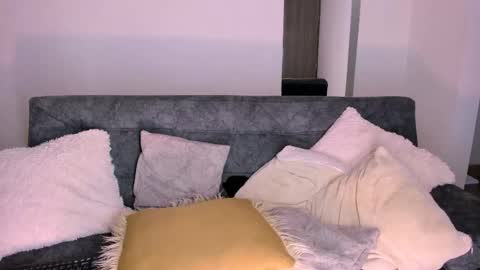 Creamy online show from November 18, 10:41 am