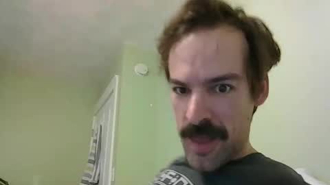 Snapshot of daddyneedscake chatting on April 6, 10:38 am daddyneedscake online show from April 6, 10:38 am