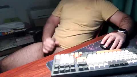 Snapshot of daddypimp3 chatting on October 28, 11:29 pm Paul online show from October 28, 11:29 pm