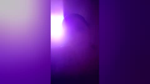 Snapshot of daddys_dirtylilwhore chatting on May 31, 10:33 pm daddys_dirtylilwhore online show from May 31, 10:33 pm