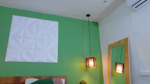 Snapshot of daddys_little_secrett chatting on February 20, 5:51 pm Valen online show from February 20, 5:51 pm