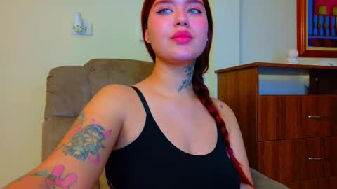 Valen online show from February 10, 3:43 am